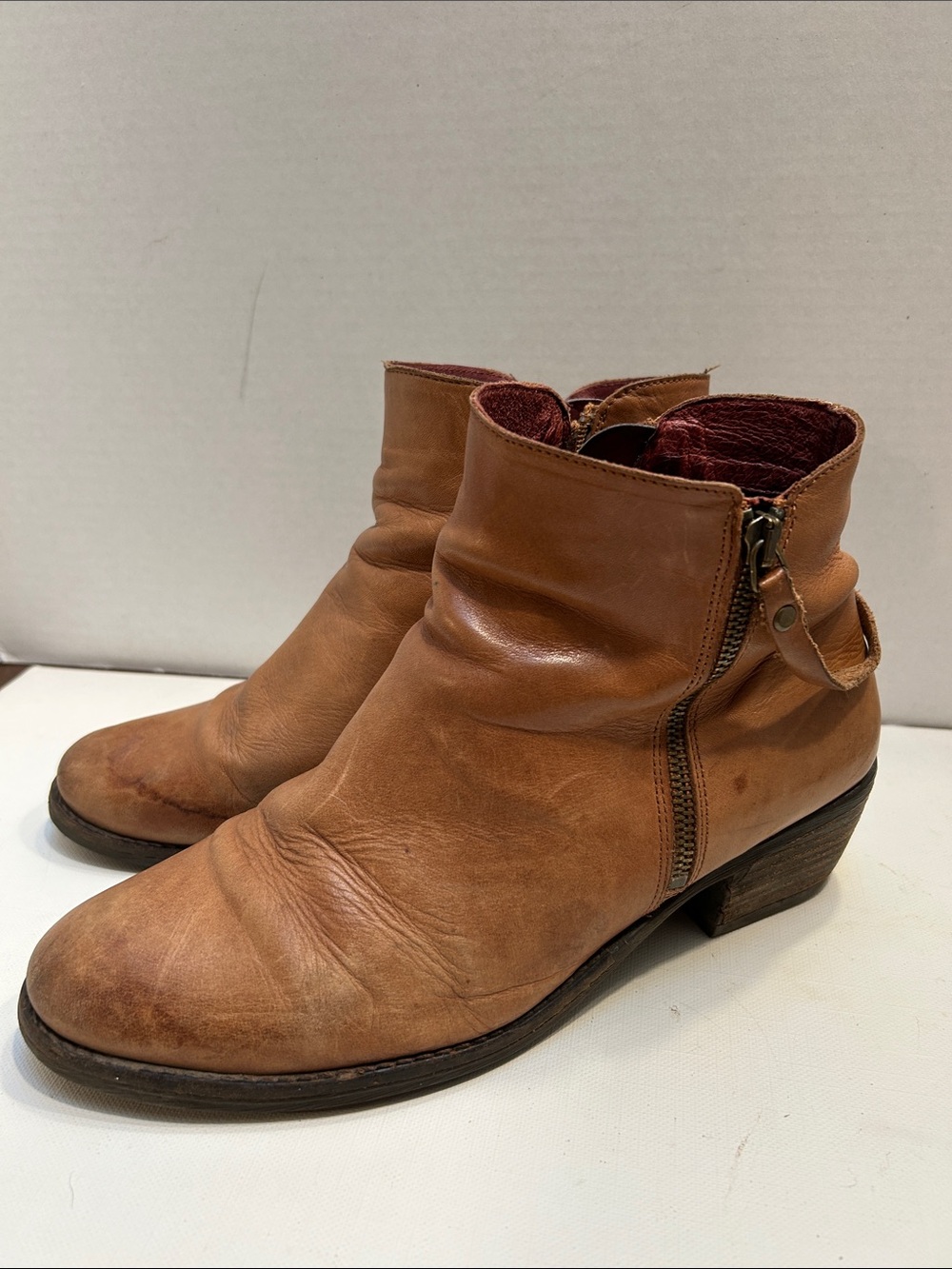 Umberto Raffini Tan Leather Ankle Booties with Side Zip
